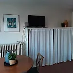 Jules De Trooz Apartment *