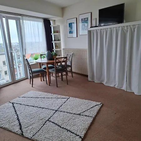 Jules De Trooz Apartment *